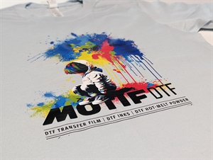 Motif Premium Belagt Omedelbar Varm Skala DTF Pet Transferfilm 75 mikron - 60 cm x 100 meter