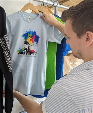 Motif Premium Belagt Omedelbar Varm Skala DTF Pet Transferfilm 75 mikron - 60 cm x 100 meter